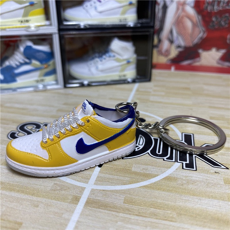 Keychain--dunk seires(you pick)